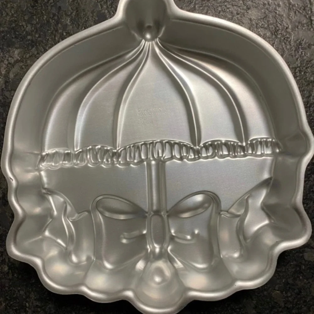 1984 WILTON Cake Pan Baby Shower/Bridal‎ Shower Umbrella